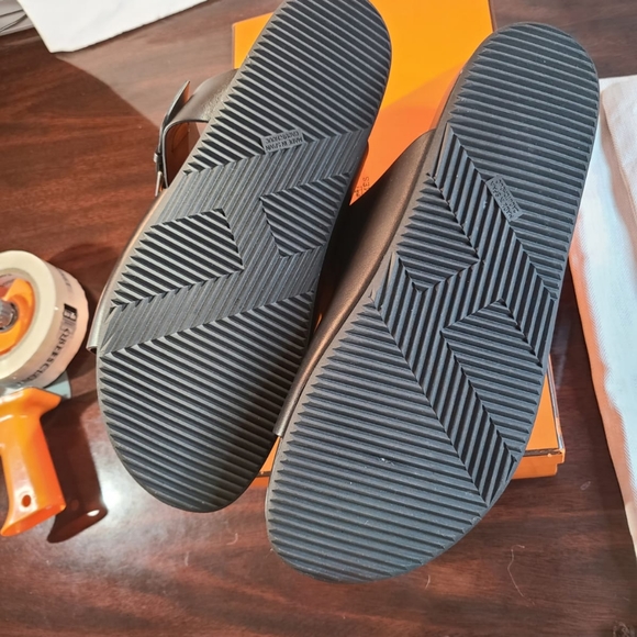 Hermes Mumbai Sandals - Picture 5 of 7